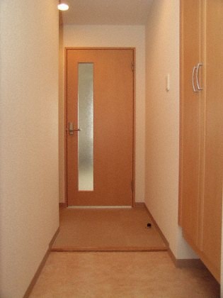 ティアラタワー中島倶楽部の玄関写真