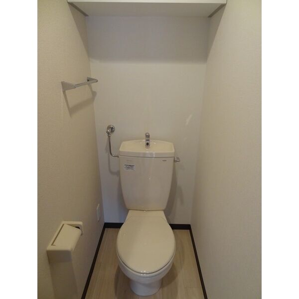 トイレ　清潔感のあるトイレです♪