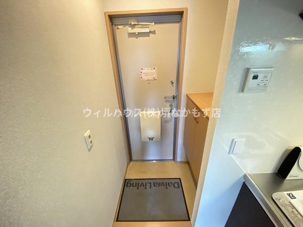 玄関　シューズボックスあり！