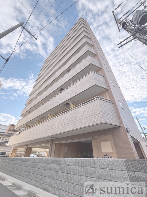 建物外観　スタイリッシュな建物です＾＾