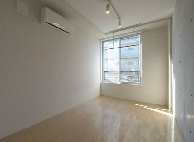 居室・リビング　※同物件、別部屋になります。