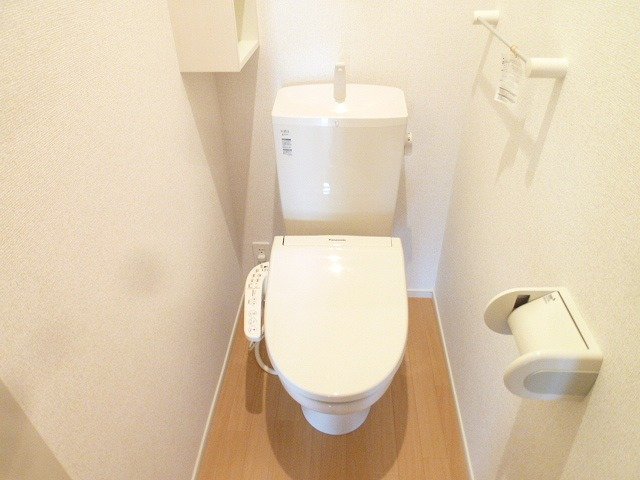 トイレ　シンプルで使いやすいトイレです