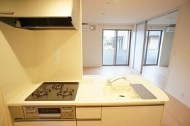 小田急線 町田駅 徒歩15分 2階建 築12年のキッチン写真