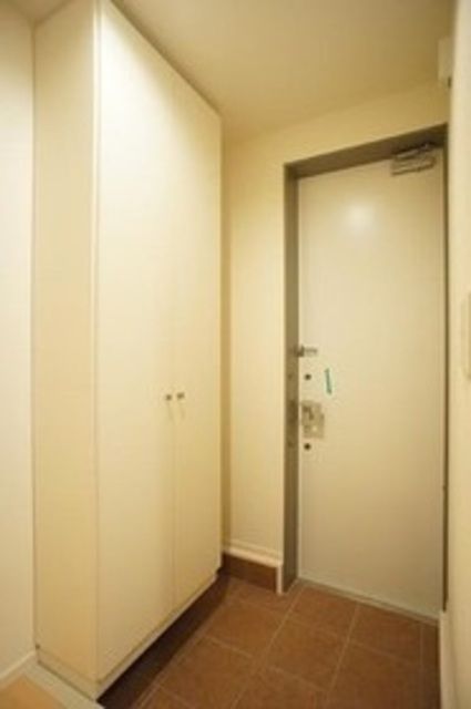 小田急線 町田駅 徒歩15分 2階建 築12年の玄関写真
