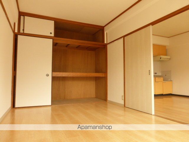 サンシャイン石山の内装写真