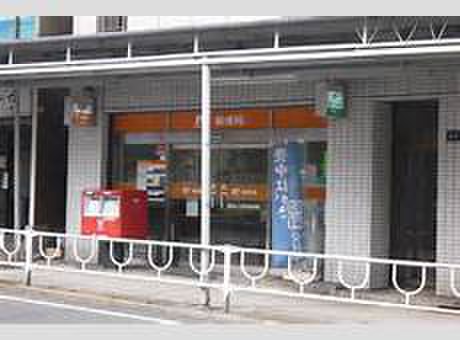 郵便局　横浜山元町郵便局（郵便局）まで500m