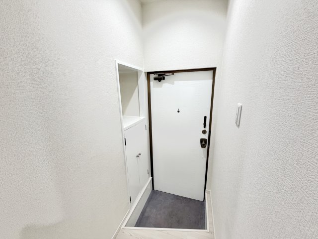 玄関　シンプルで使いやすい玄関です