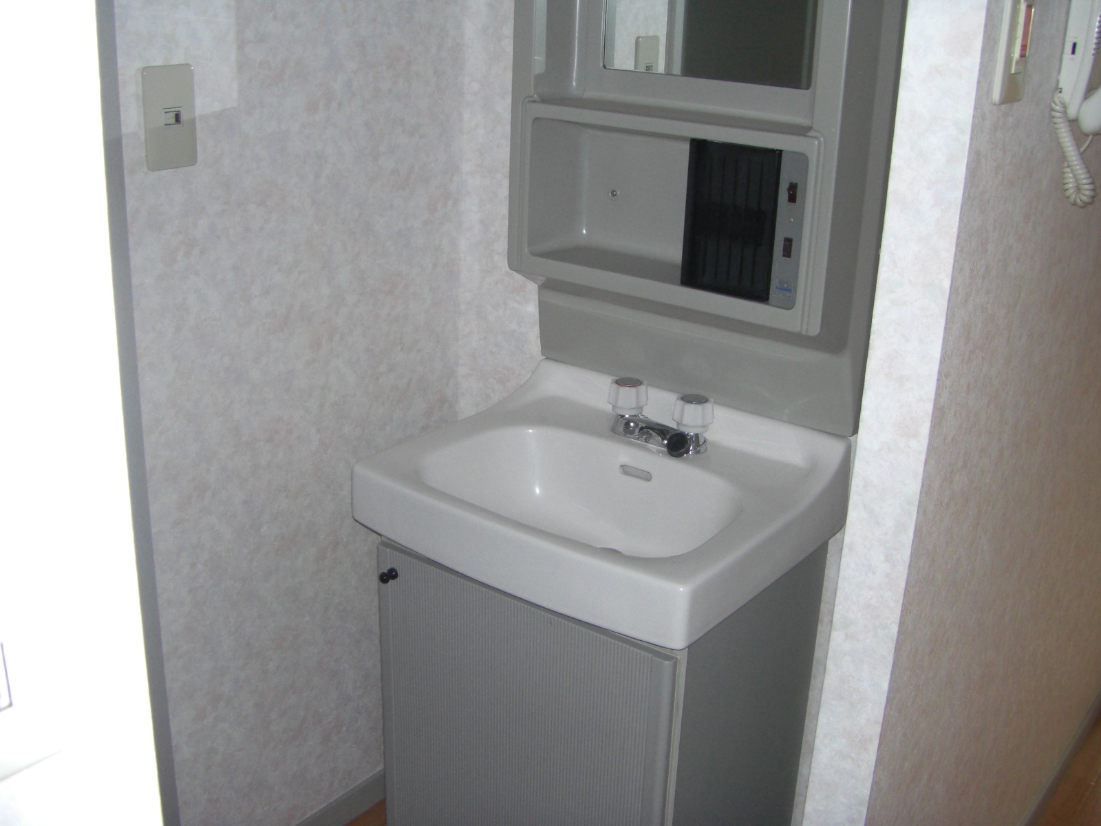 洗面設備　独立洗面台