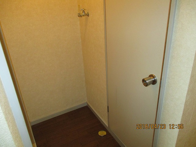 洗面設備　室内洗濯機置場完備！！