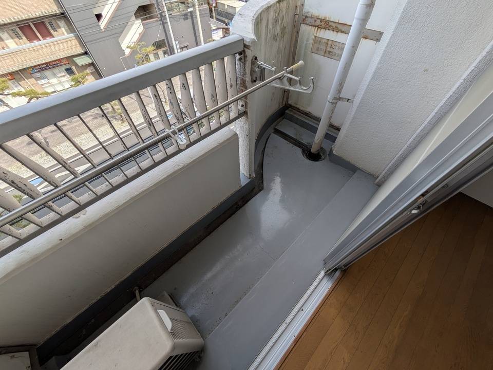 バルコニー　バルコニー