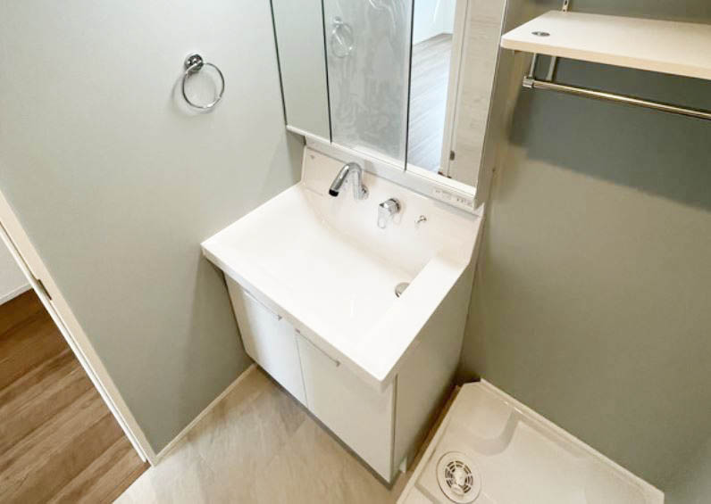 洗面設備　★収納付き、独立洗面台★