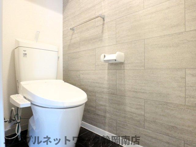 トイレ　シンプルで使いやすいトイレです