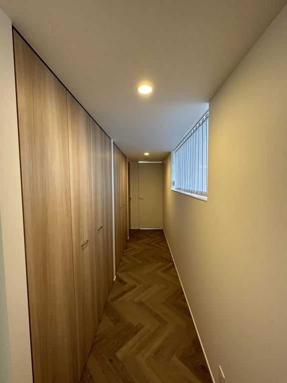 収納　クローゼット2ヶ所+自動照明