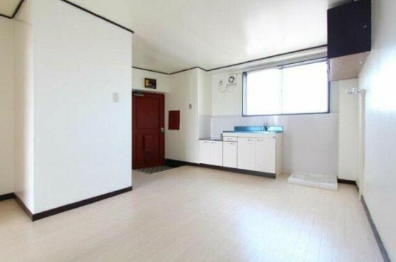 キッチン　※写真は別部屋です