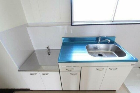 キッチン　※写真は別部屋です