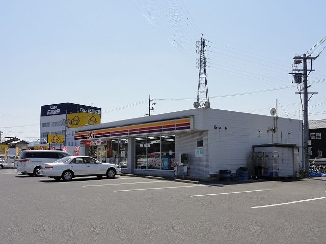 コンビニ　サークルＫ（コンビニ）まで447m