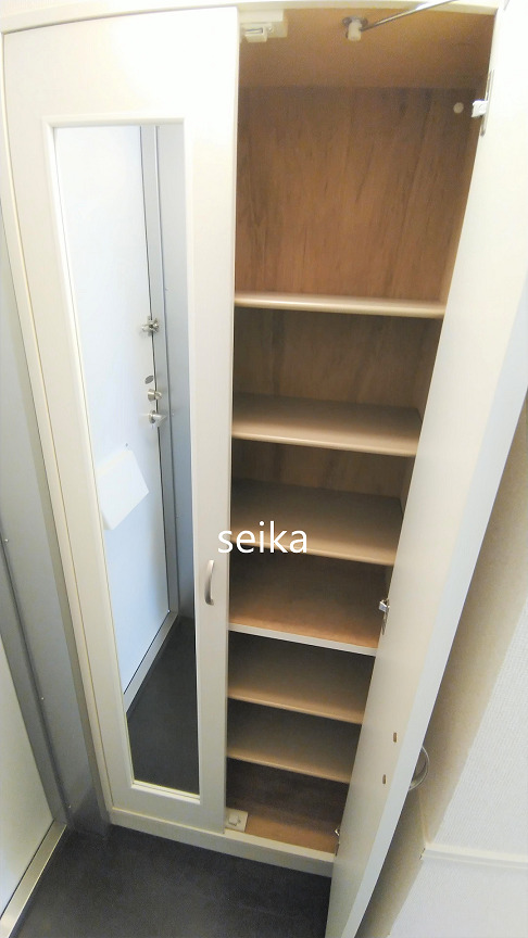 玄関　同タイプ室内※参考写真　シューズボックス