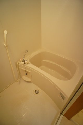 バス・シャワールーム　日々の暮らしに欠かせないお風呂です