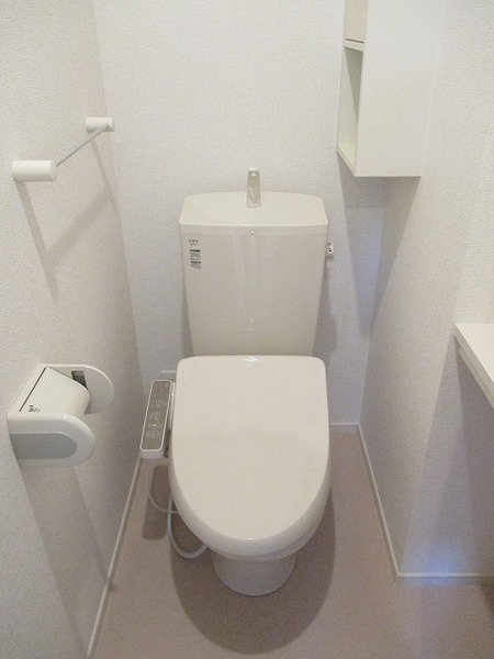 【グレイス・レジデンス３のトイレ】