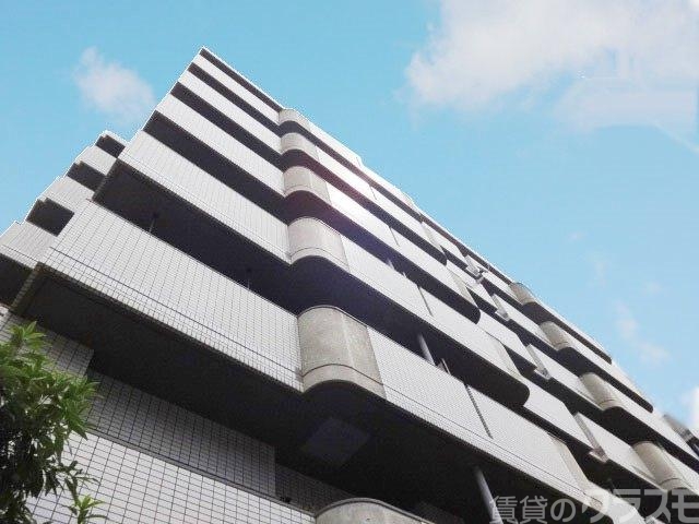 大阪市東淀川区瑞光のマンションの建物外観