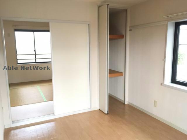 居室・リビング　2面採光です。