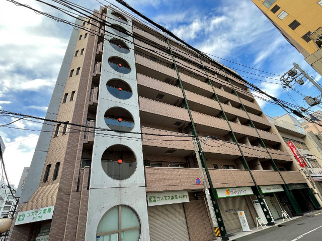 広島市中区八丁堀のマンションの建物外観