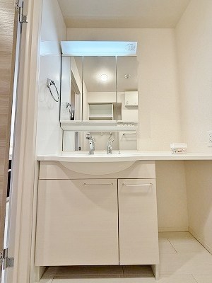 洗面設備　★洗面脱衣所/シャワー付き洗面台★