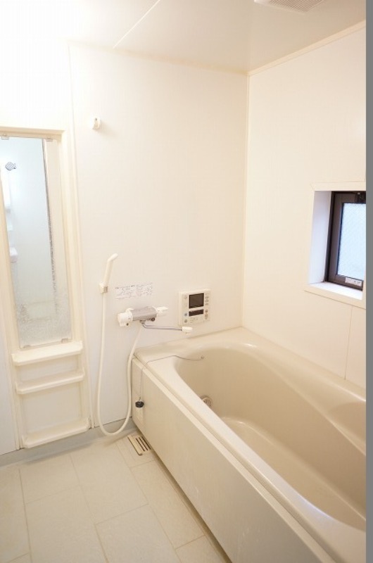 バス・シャワールーム　図面と現状に相違がある場合には現状を優先