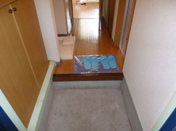 コーポみのりIIの玄関写真