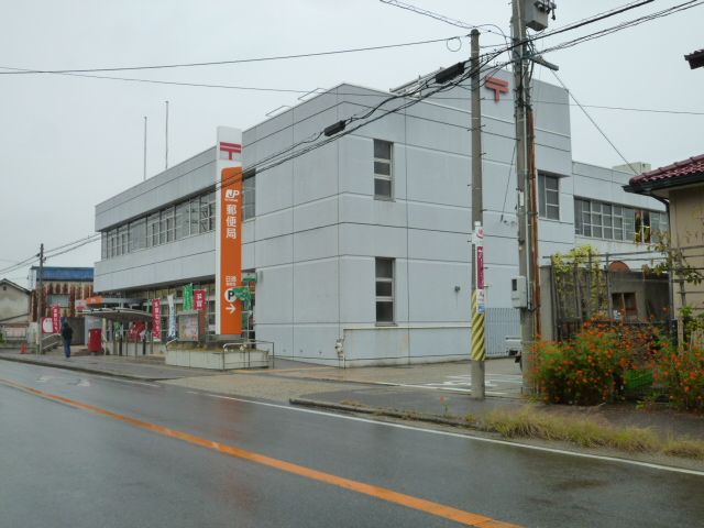 郵便局　日進郵便局（郵便局）まで702m