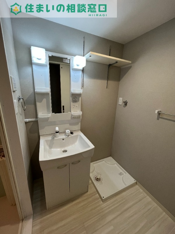 洗面設備　同型