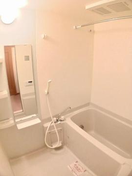 バス・シャワールーム　追焚と乾燥機能付バス