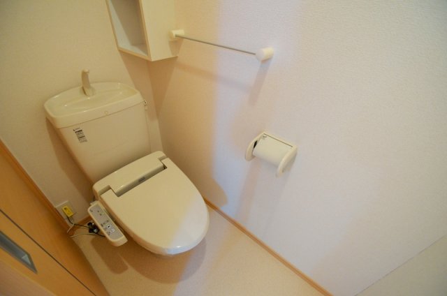 トイレ　気分すっきり温水洗浄便座