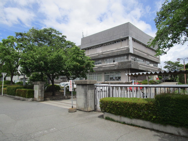 役所　渋川市役所（役所）まで833m