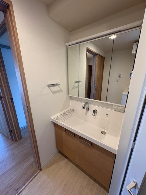 洗面設備　※参考写真