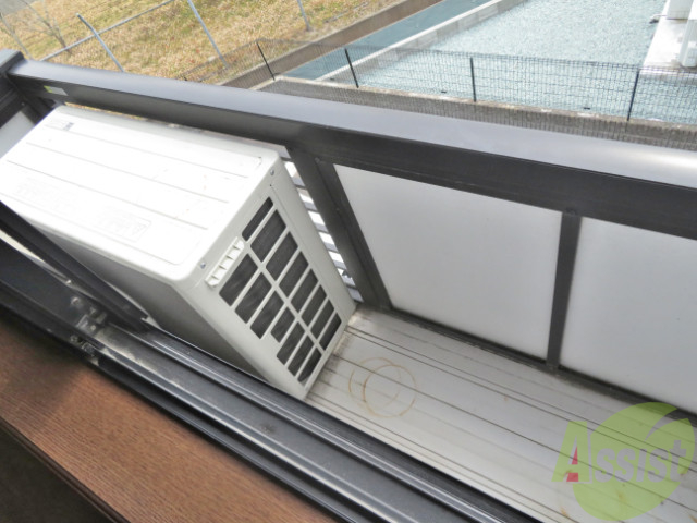 バルコニー　バルコニーは狭かったです。