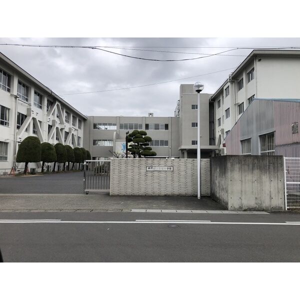 中学校　岐南町立岐南中学校（中学校）まで500m