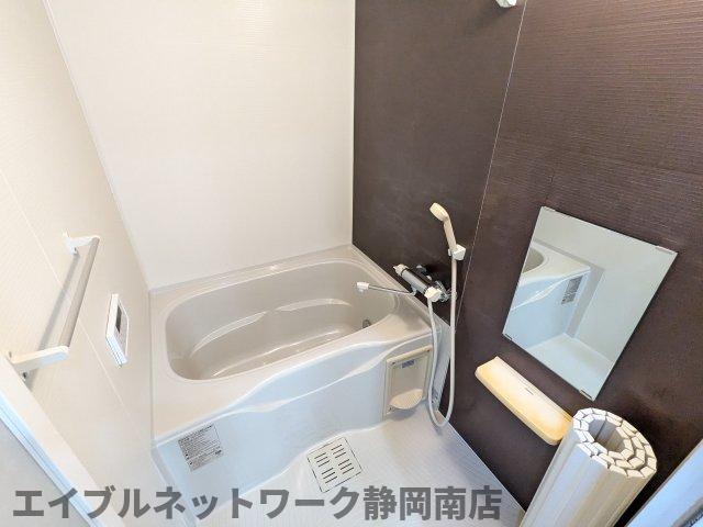 グラン・ジュテの風呂写真