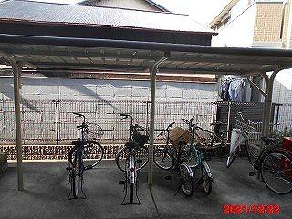 その他共有部分　屋根付き駐輪場