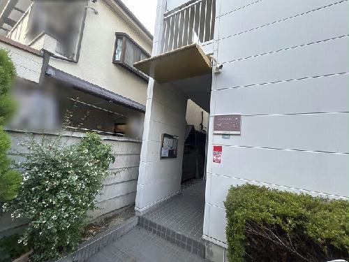 エントランス　現況を優先