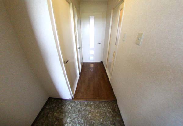 玄関　シンプルで使いやすい玄関です