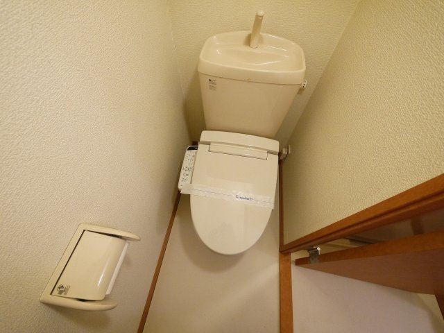 トイレ　トイレもきれいです
