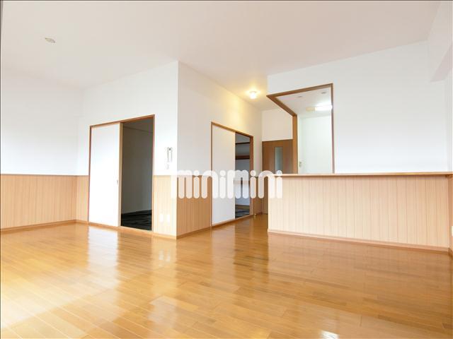 居室・リビング　１７．７帖のゆとりのＬＤＫ。オープンキッチンです。