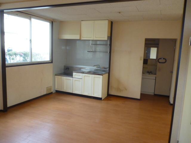 居室・リビング　キッチン