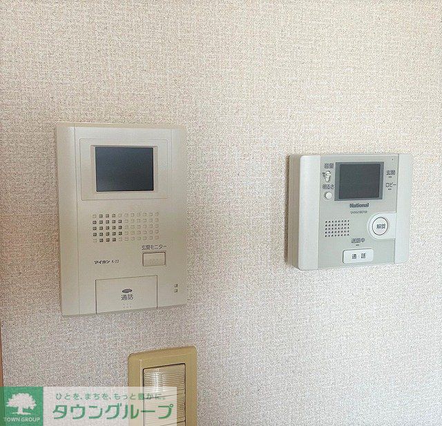 セキュリティ　モニター付きインターホン