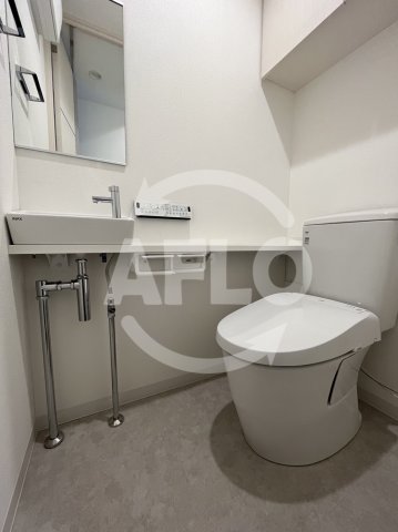 トイレ　PHOERME TENNOJI East　トイレ