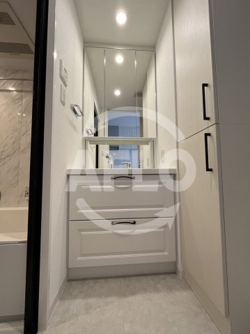 洗面設備　PHOERME TENNOJI East　独立洗面台