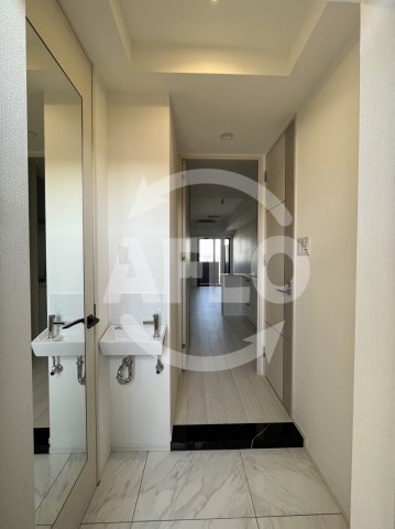 玄関　PHOERME TENNOJI East　玄関