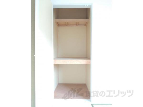 収納　画像は1Ｆの部屋のものとなります。