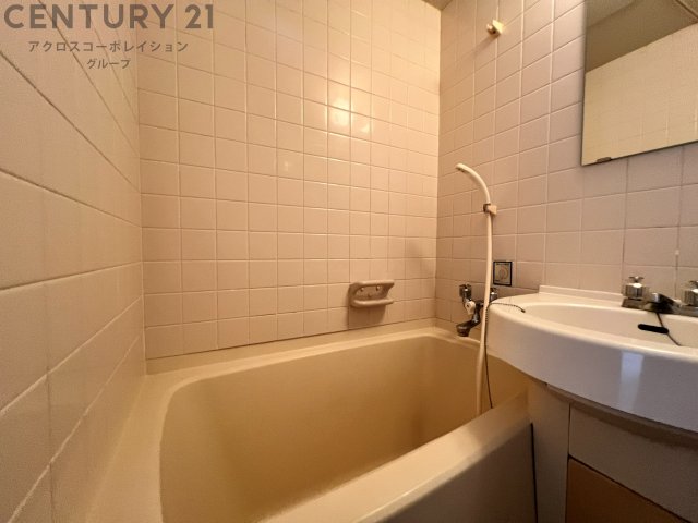 バス・シャワールーム　シンプルで機能的なユニットバス☆